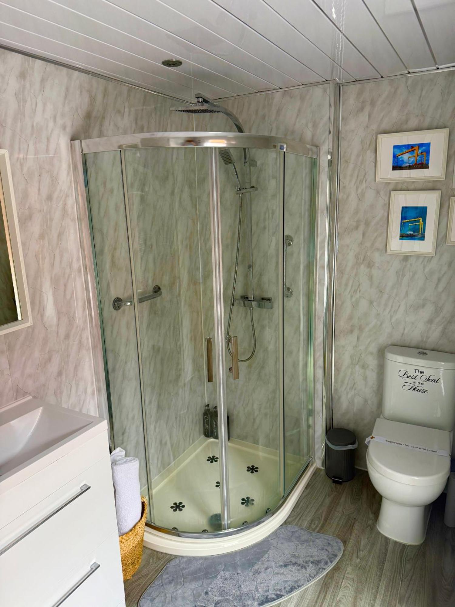 Bloom19 Traditional Belfast Entire House 10 Mins From City Centre Dış mekan fotoğraf